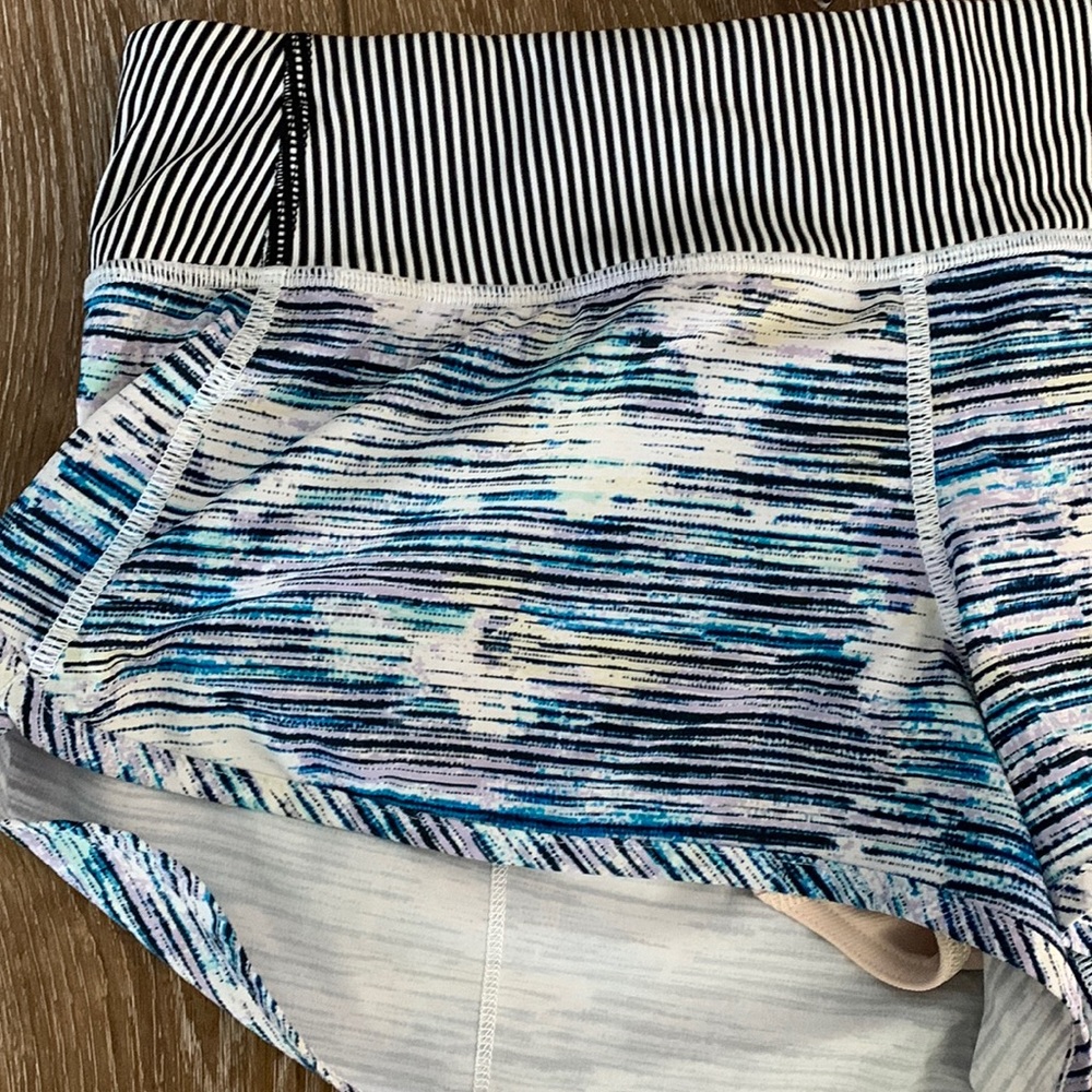 Lululemon speed up shorts, low waist, 2.5 inch inseam